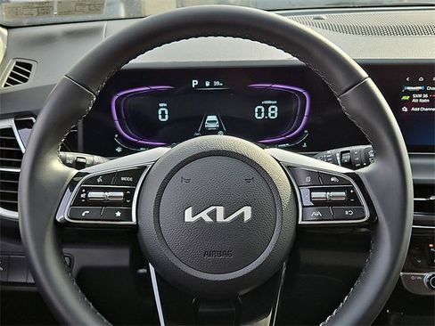 Used 2025 Kia Seltos S image 19