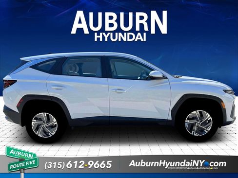 New 2026 Hyundai Tucson Blue SE AWD/4WD image 9