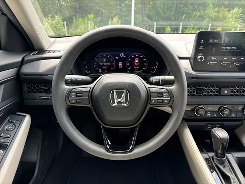 Certified 2026 Honda Accord LX image 21