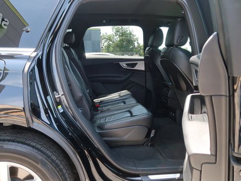 Used 2019 Audi Q7 2.0T Premium AWD/4WD image 22