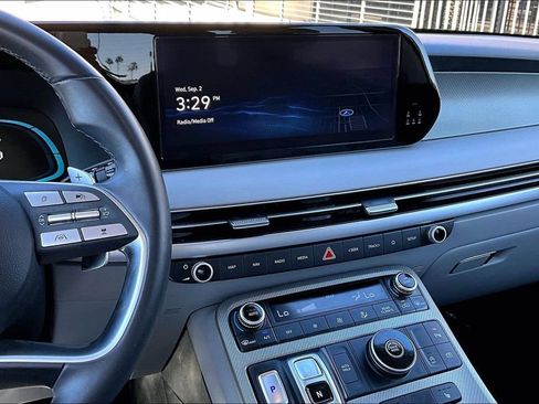 Used 2023 Hyundai Palisade SEL FWD image 9
