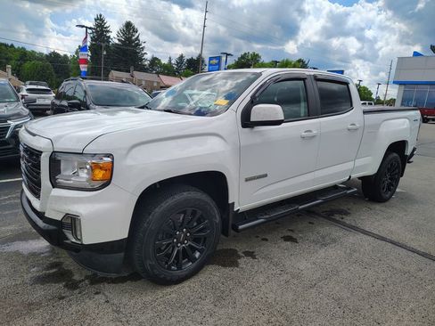 Used 2022 GMC Canyon Elevation w/ Elevation Premium Package AWD/4WD image 8