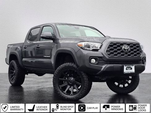 Used 2023 Toyota Tacoma TRD Off-Road w/ Technology Package image 1