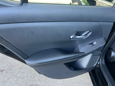 Certified 2023 Nissan Sentra S FWD image 10