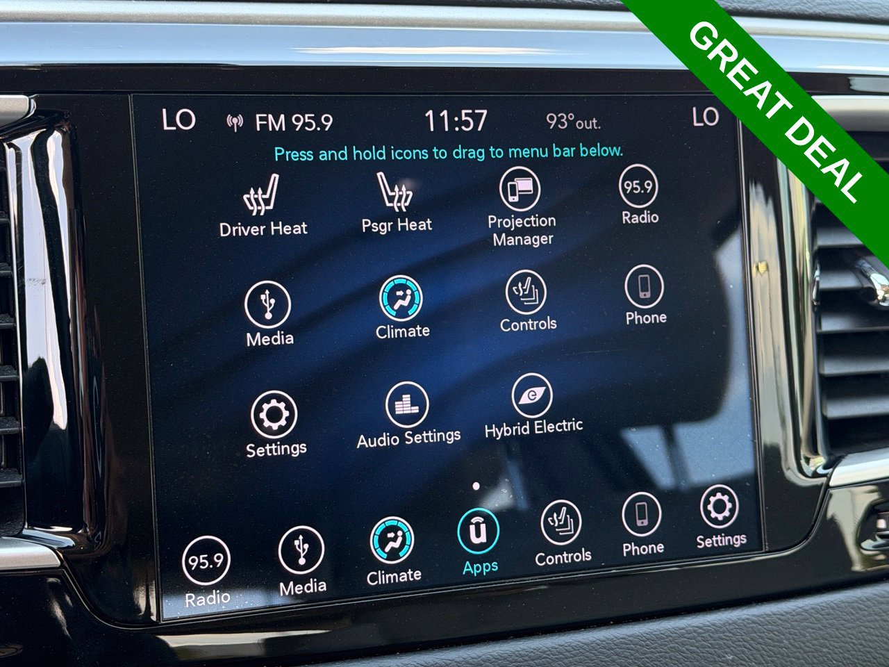 Used 2018 Chrysler Pacifica Touring-L FWD image 29