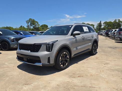 New 2026 Kia Sorento S FWD image 4
