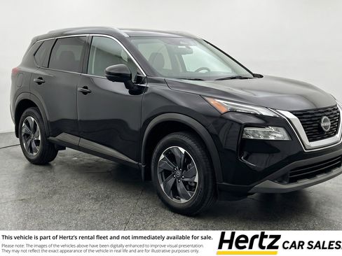 Used 2025 Nissan Rogue SV image 1
