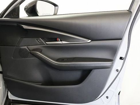 New 2026 MAZDA CX-30 AWD 2.5 S w/ Select Sport Pkg image 17