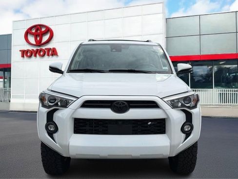 Used 2023 Toyota 4Runner SR5 Premium w/ Moonroof Package AWD/4WD image 13
