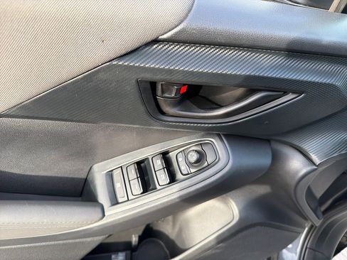 Used 2024 Subaru Crosstrek 2.0i Premium image 16