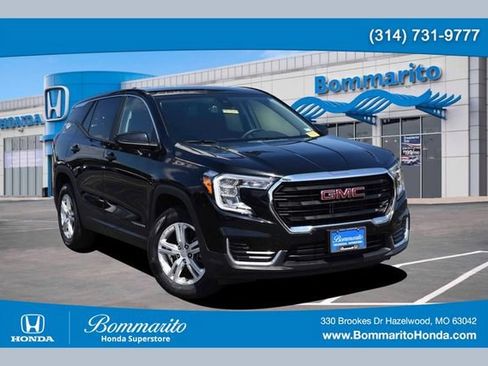 Used 2024 GMC Terrain SLE AWD/4WD image 1