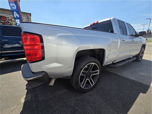 Used 2019 Chevrolet Silverado 1500 LT w/ LPO, Black Pack AWD/4WD image 7
