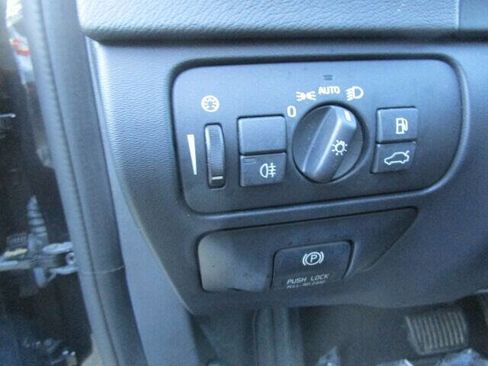 Used 2013 Volvo S60 T5 image 21