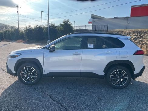 Certified 2026 Toyota Corolla Cross XLE w/ Convenience Package image 3