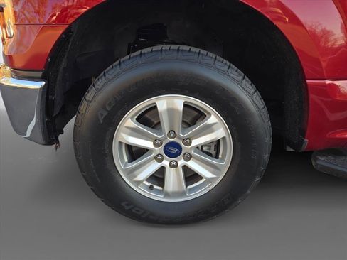 Used 2015 Ford F150 XLT w/ Equipment Group 301A Mid image 10