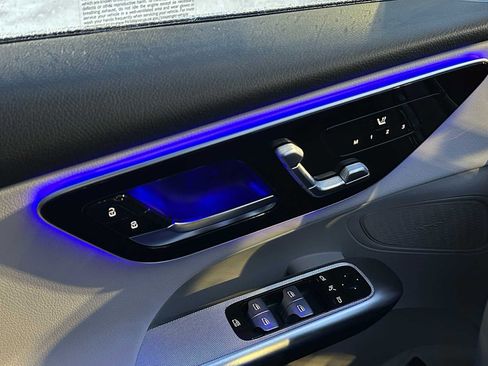 New 2026 Mercedes-Benz GLC 300 4MATIC image 32