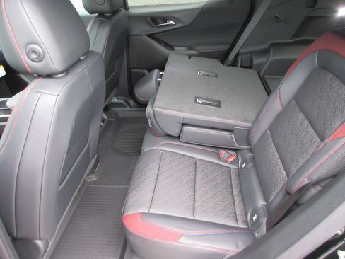 New 2026 Chevrolet Equinox RS w/ Convenience Package III FWD image 14