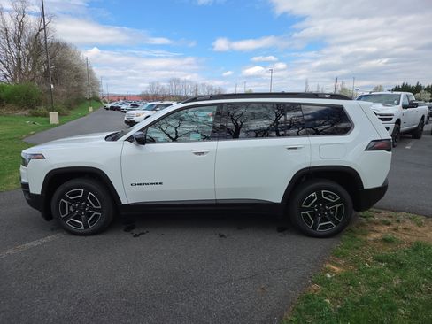 New 2026 Jeep Cherokee Limited AWD/4WD image 10