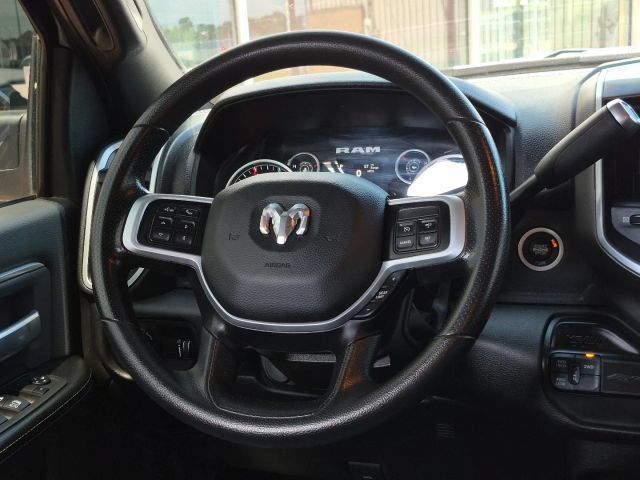 Used 2022 RAM 2500 Big Horn AWD/4WD image 17
