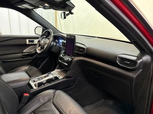 Used 2022 Ford Explorer ST w/ Equipment Group 401A AWD/4WD image 24