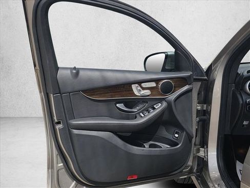 Used 2019 Mercedes-Benz GLC 300 4MATIC Coupe image 12