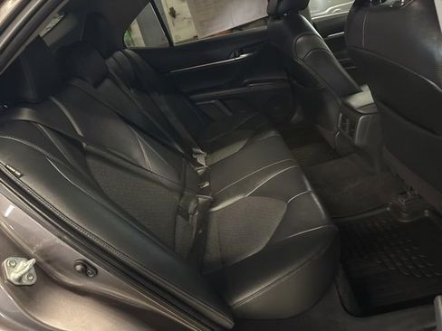 Used 2021 Toyota Camry XLE AWD/4WD image 25