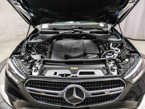 Certified 2025 Mercedes-Benz GLC 300 image 27