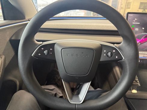 Used 2024 Tesla Model 3 Standard Range RWD image 19