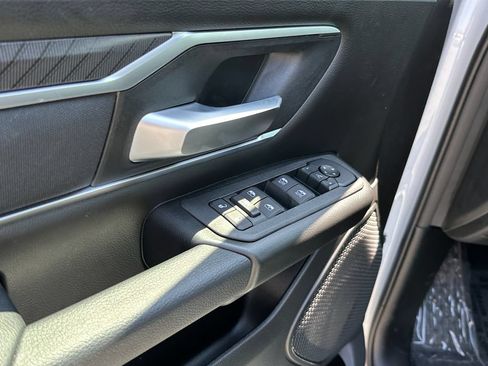 New 2026 RAM 1500 Big Horn AWD/4WD image 18