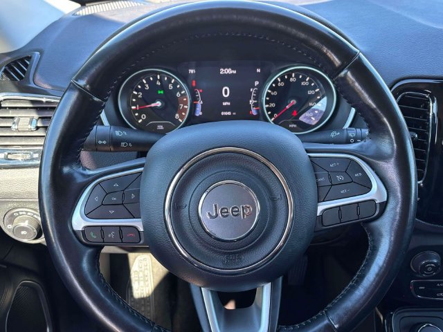 Used 2021 Jeep Compass Latitude AWD/4WD image 25