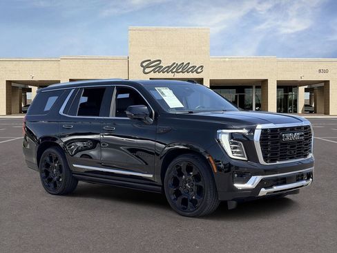 Used 2025 GMC Yukon Denali w/ Denali Reserve Package AWD/4WD image 3