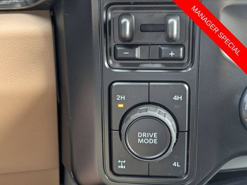 New 2026 Ford F250 Lariat w/ FX4 Off-Road Package AWD/4WD image 28