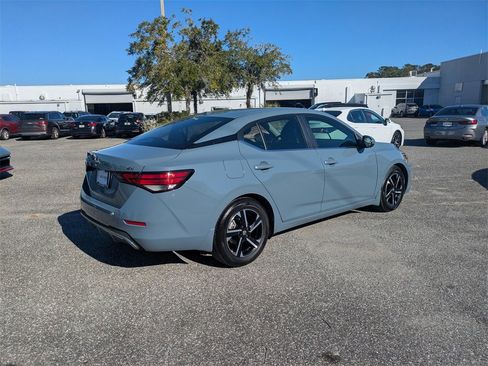 Used 2024 Nissan Sentra SV w/ Lighting Package image 3