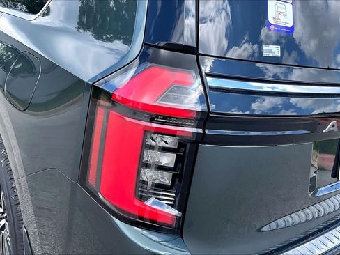 New 2026 Nissan Armada Platinum AWD/4WD image 12