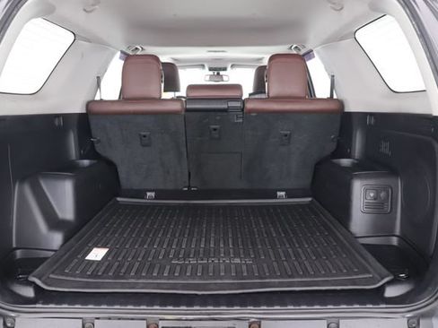 Used 2018 Toyota 4Runner Limited AWD/4WD image 30