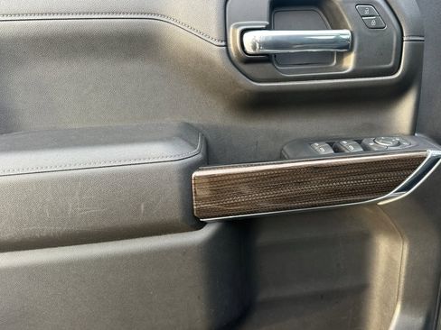 Used 2022 Chevrolet Silverado 1500 RST w/ Convenience Package II image 10