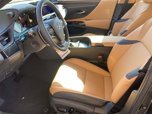 New 2025 Lexus ES 350 w/ Premium Package image 12