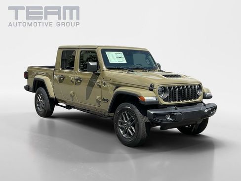 New 2025 Jeep Gladiator Sport image 1