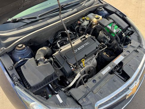 Used 2011 Chevrolet Cruze LS w/ Connectivity Package FWD image 23