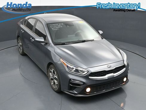 Used 2021 Kia Forte LXS FWD image 16