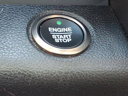 Used 2018 Ford F150 Raptor w/ Equipment Group 802A Luxury image 20