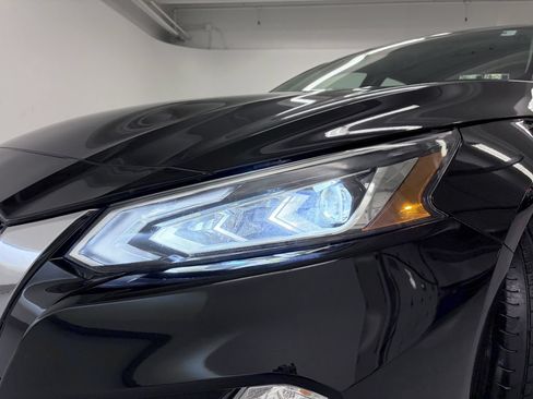Used 2020 Nissan Altima 2.5 SL AWD/4WD image 11