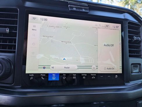 New 2026 Ford F250 Lariat w/ Black Appearance Package image 24