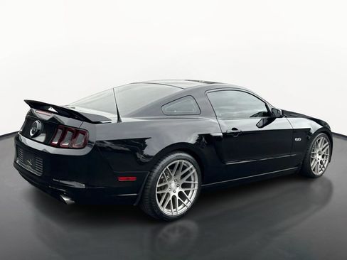 Used 2014 Ford Mustang GT RWD image 3
