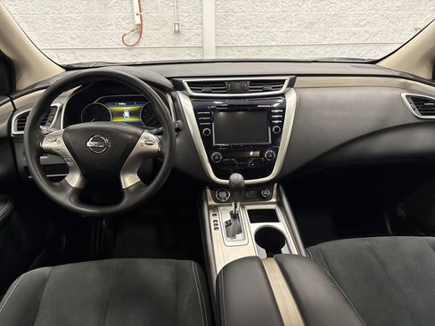 Used 2018 Nissan Murano S image 10
