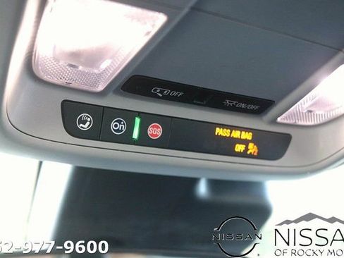 Used 2024 Chevrolet Malibu LT image 29