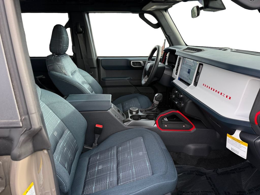 New 2026 Ford Bronco Heritage Edition AWD/4WD image 16
