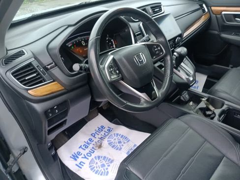 Used 2019 Honda CR-V Touring image 14