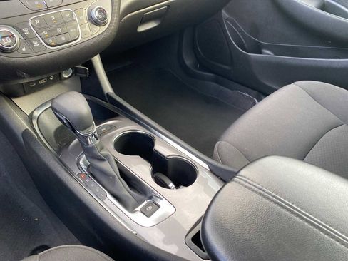 Used 2024 Chevrolet Malibu LT image 17