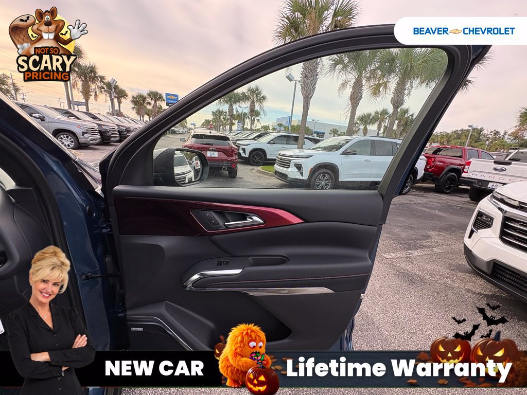 New 2026 Chevrolet Traverse RS w/ LPO, Floor Liner Package FWD image 31